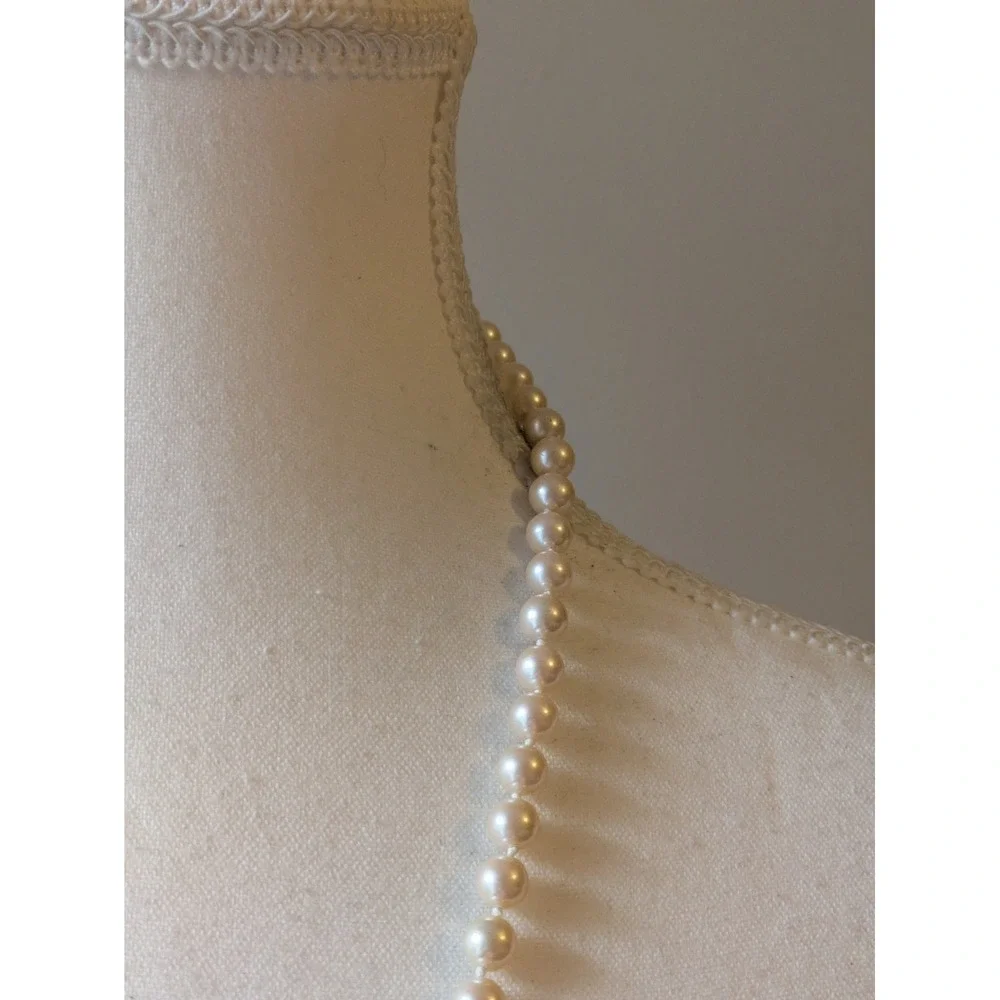 Vintage Marvella Faux Pearl Necklace 28